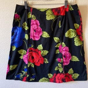 🎉HOST PICK🎉🎉🎉CITYSilk Stretch Floral Skirt